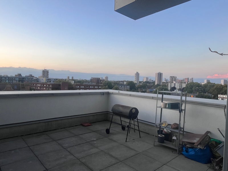 Room Ross Way in Greater London