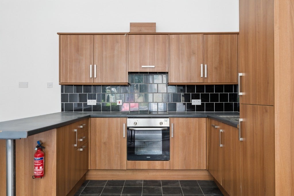 Flat Barrington Drive in Glasgow