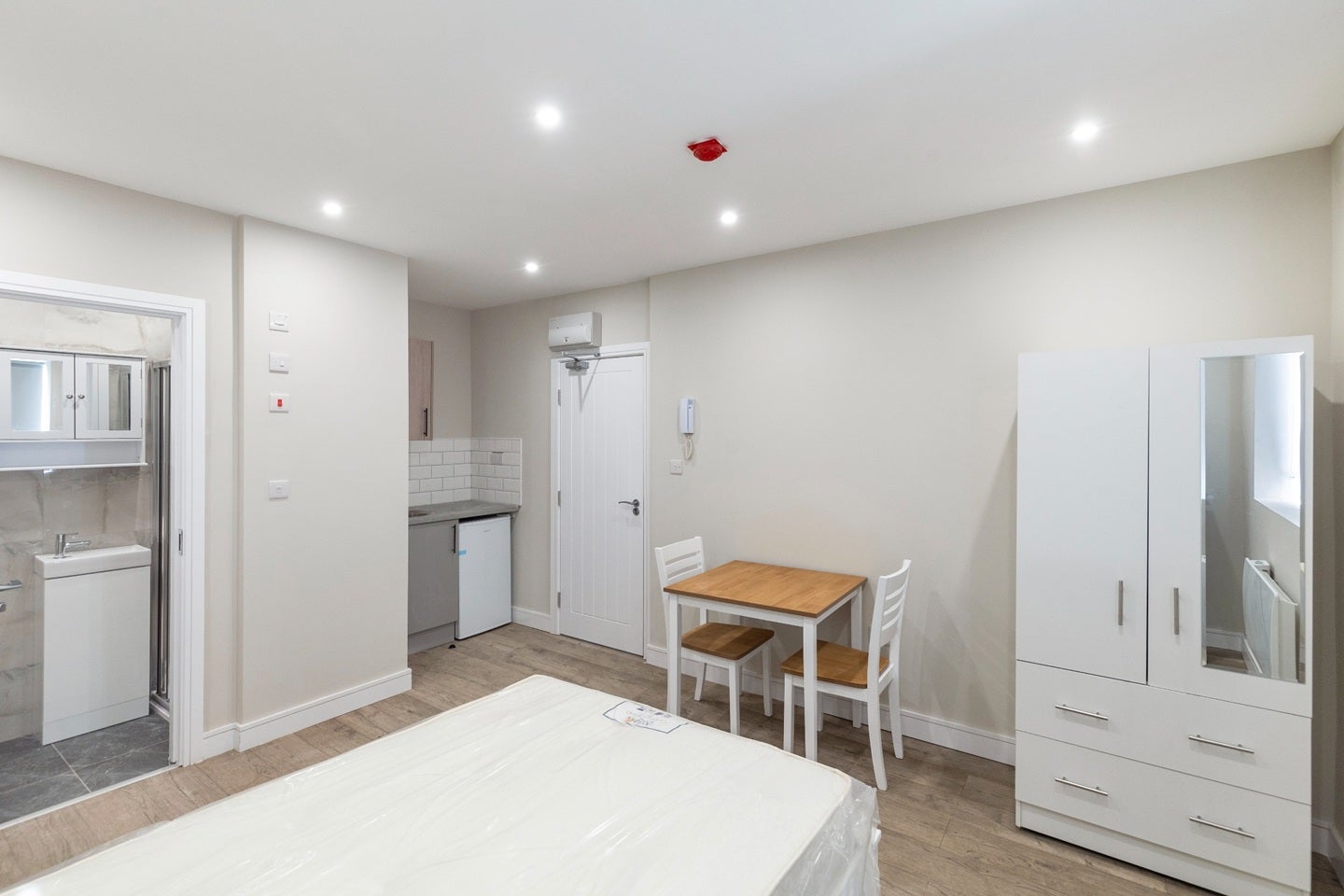 Room North Approach in Watford