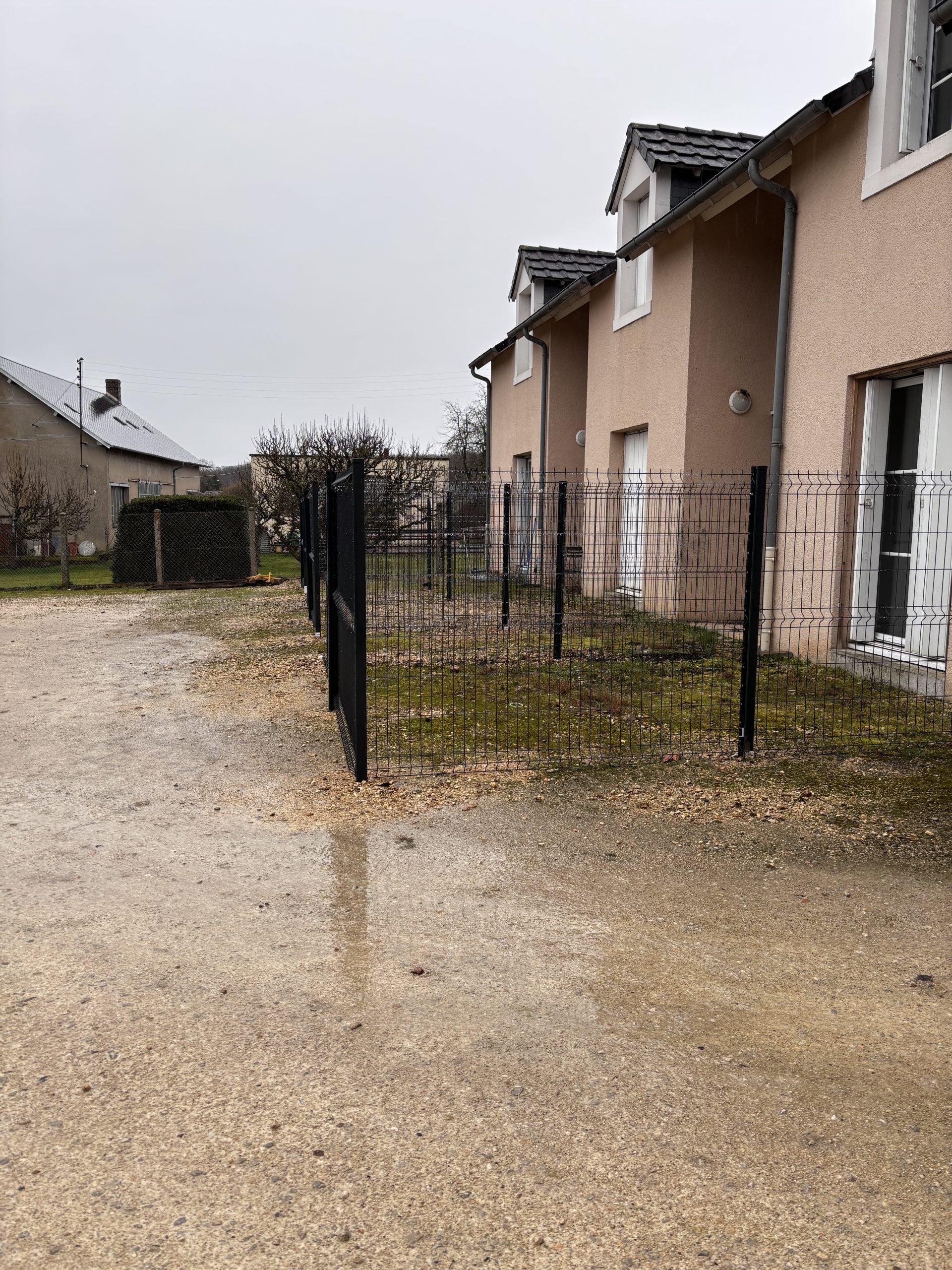 Appartement Rue Eugène Melchior de Vogüe à Oizon