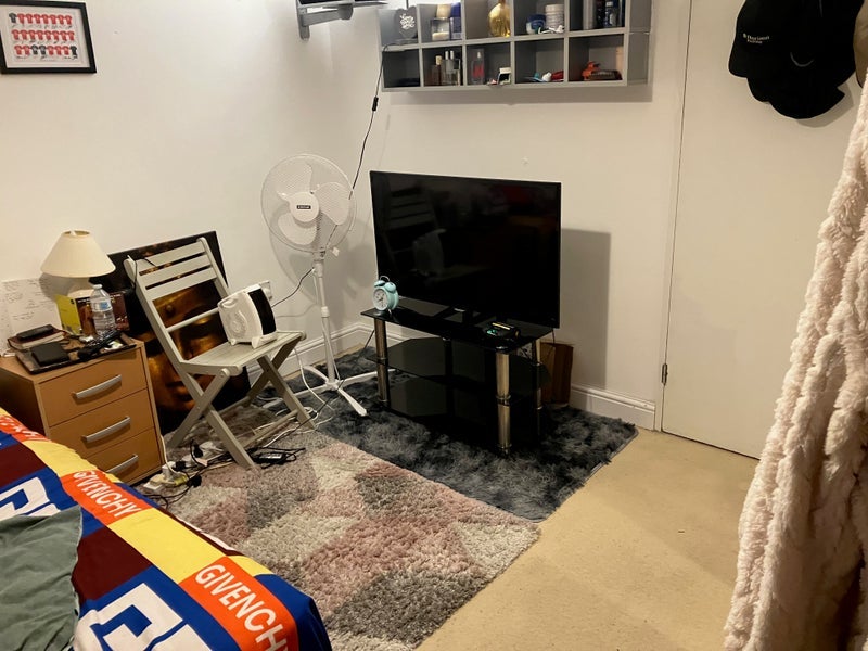 Room The Downs in Harlow
