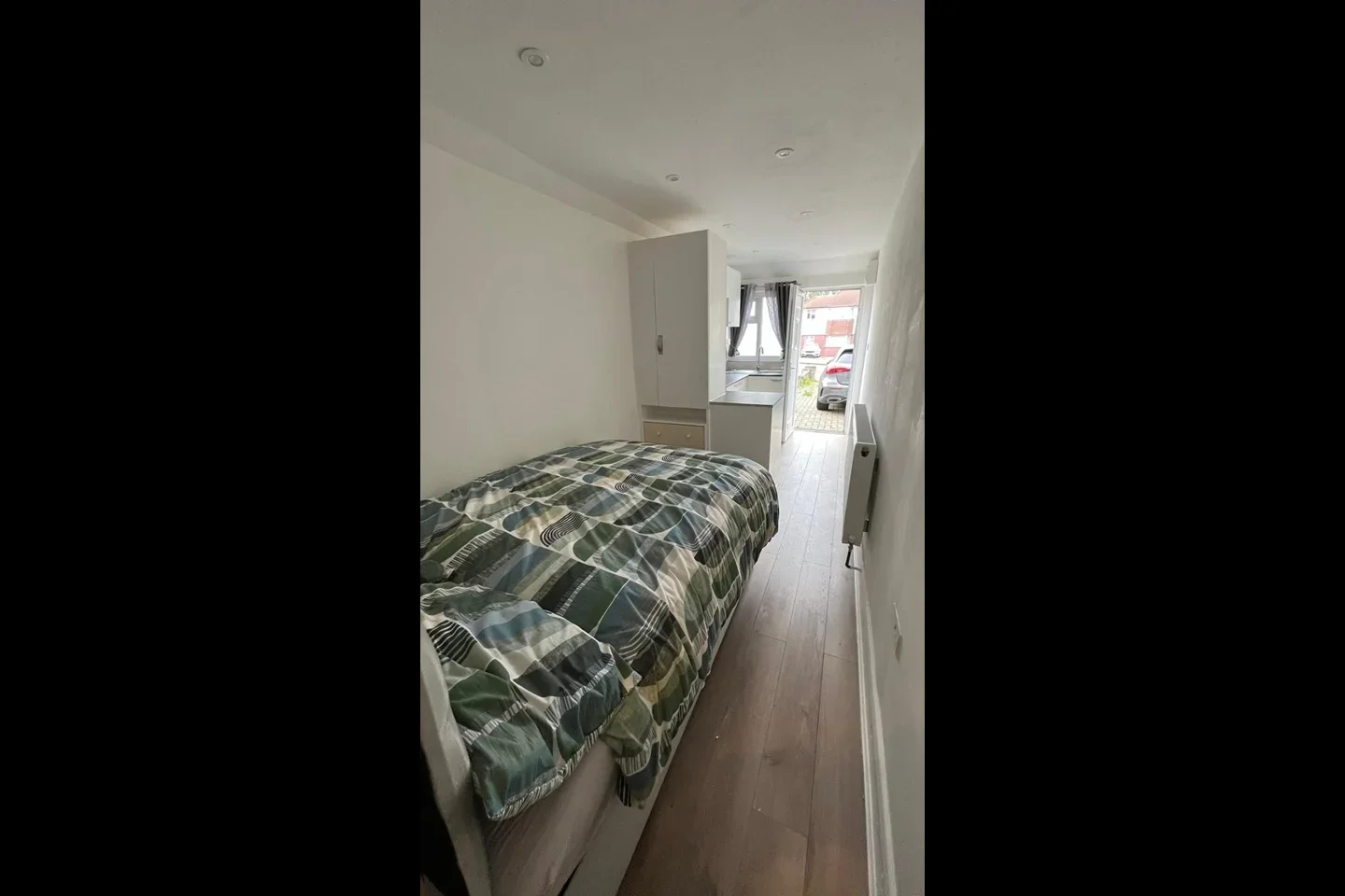 Flat Baring Road in Greater London