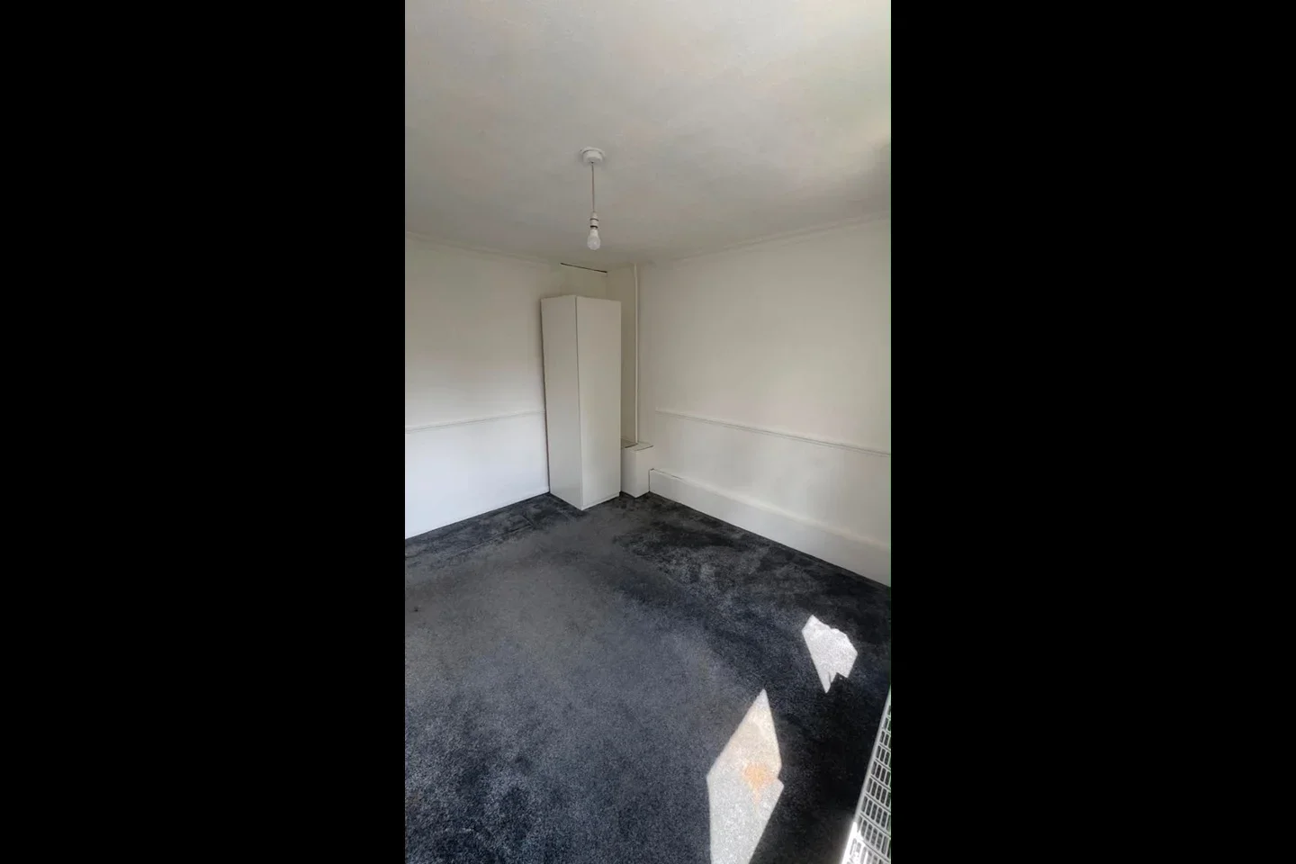 Flat Dunster Close in Greater London