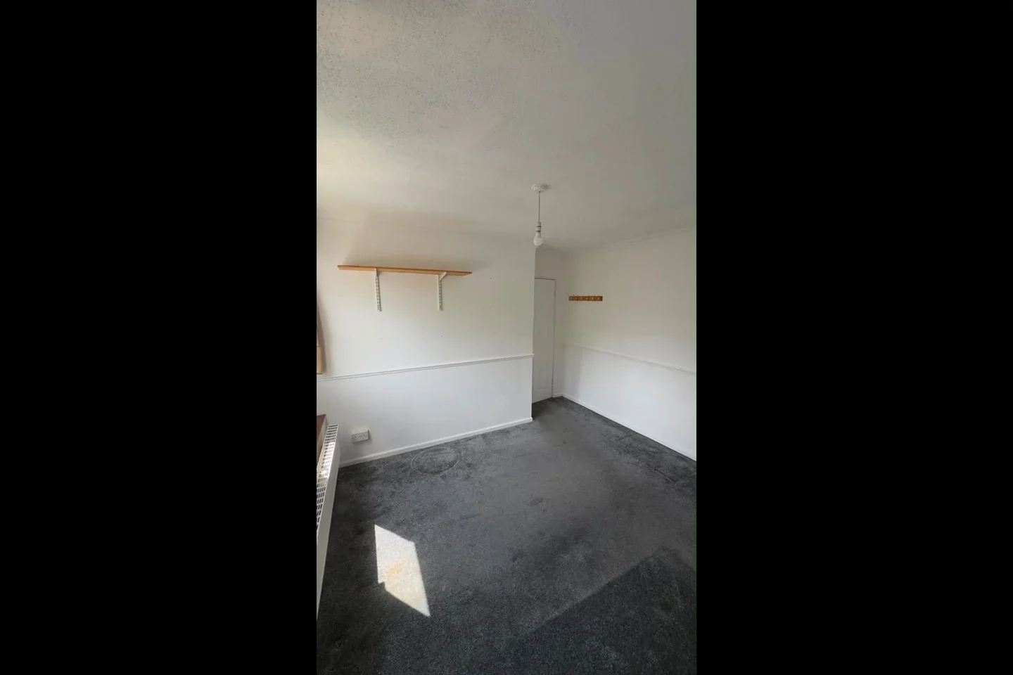 Flat Dunster Close in Greater London