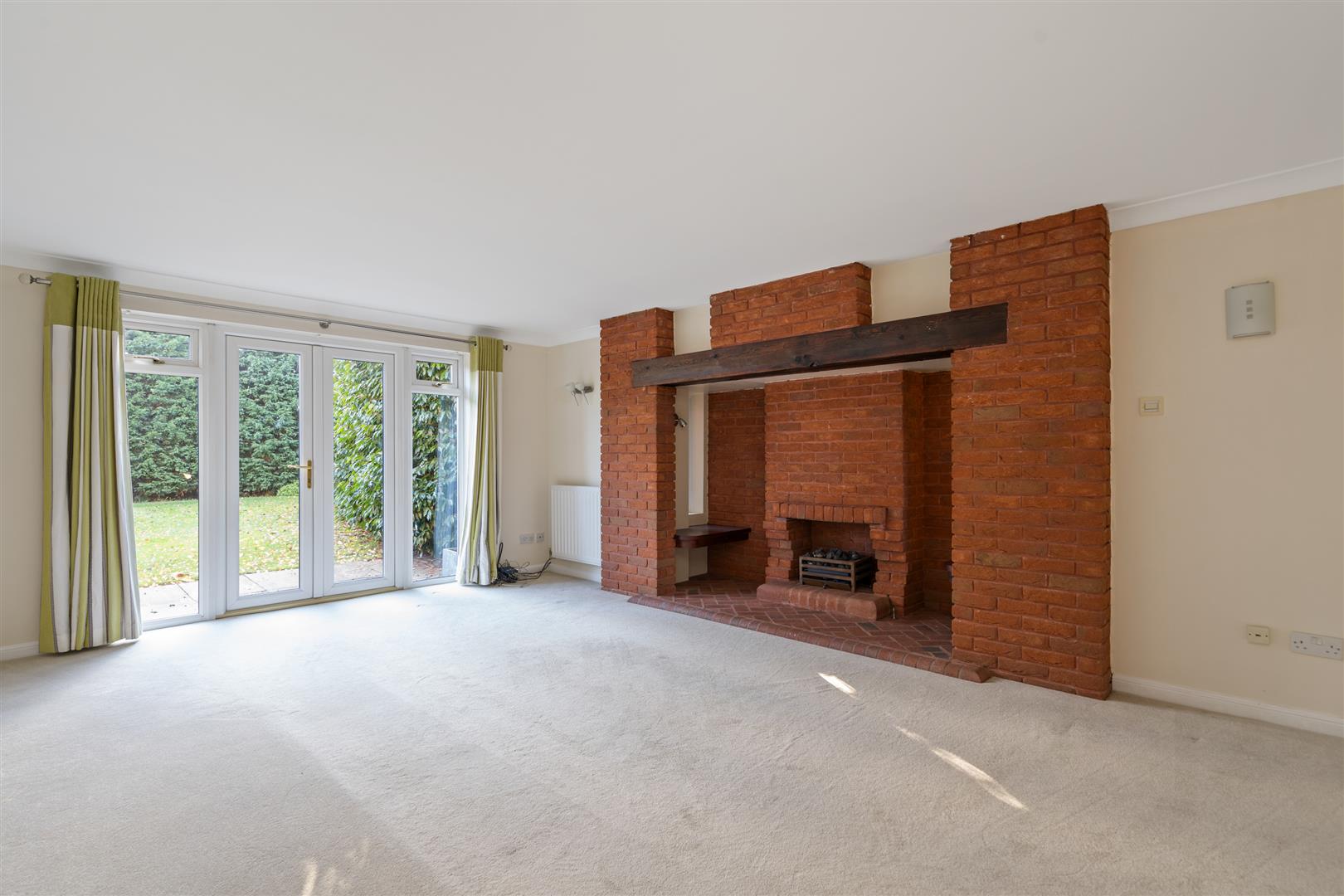 House Cheveridge Close in Metropolitan Borough of Solihull
