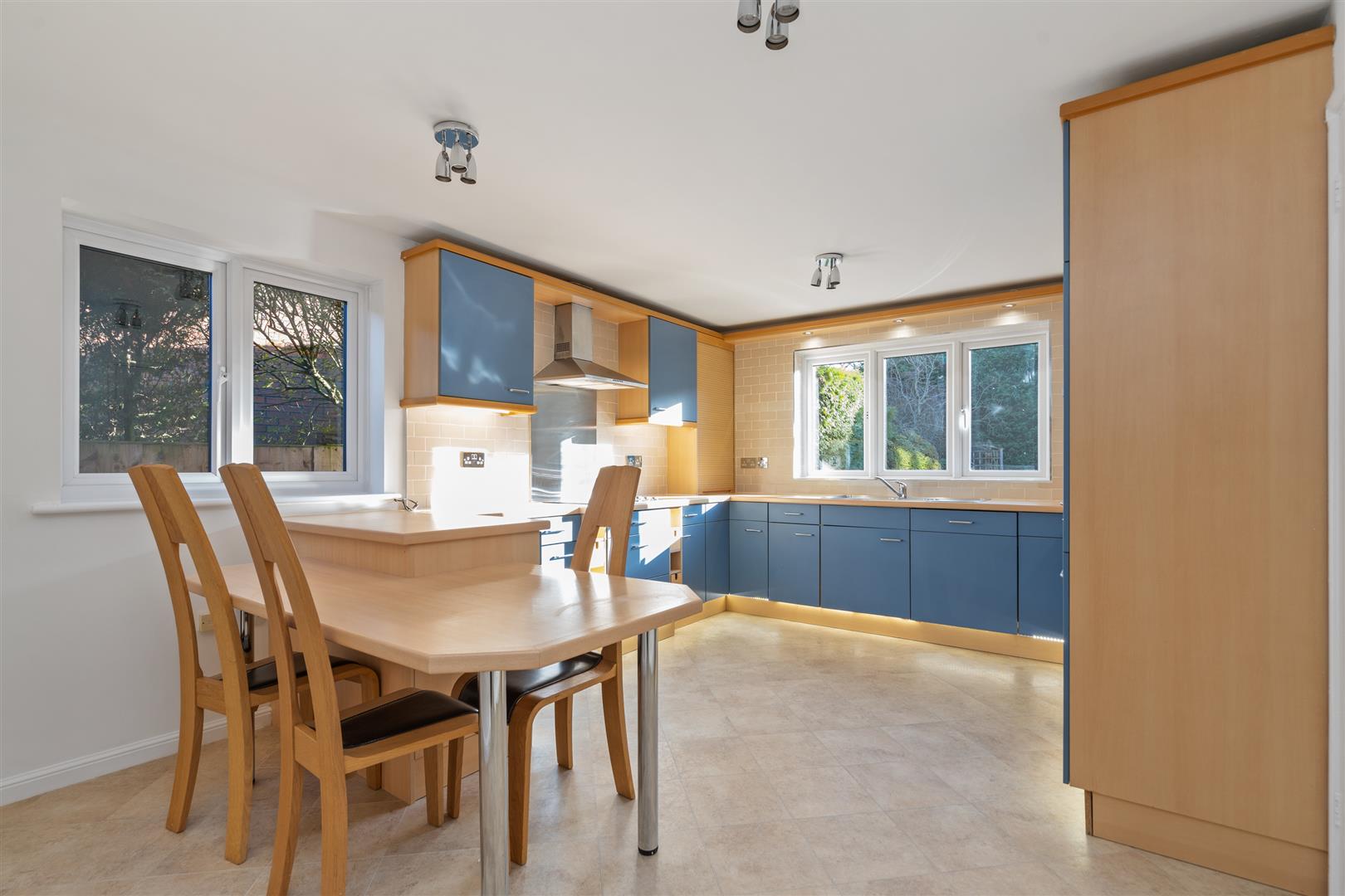 House Cheveridge Close in Metropolitan Borough of Solihull