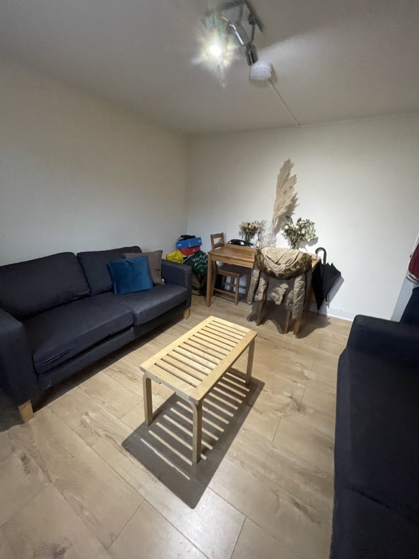 Room Studland Street in Greater London