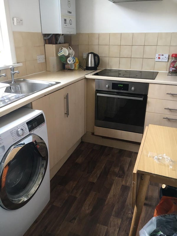 Room Studland Street in Greater London