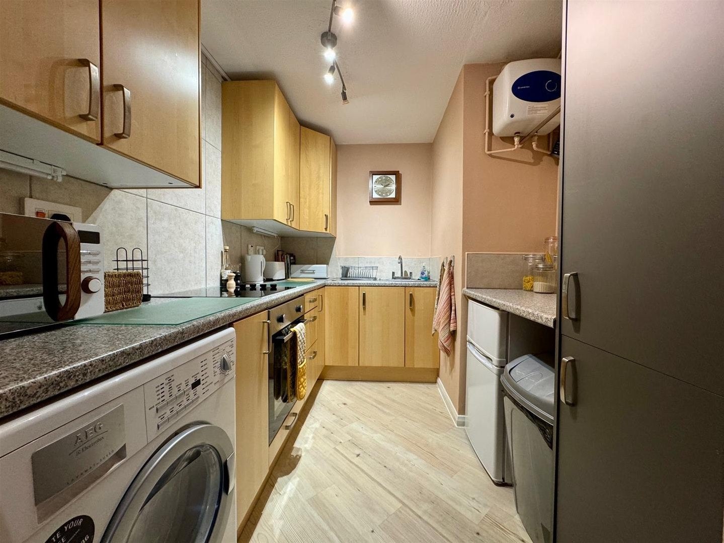 Flat Cumberland Place in Bristol