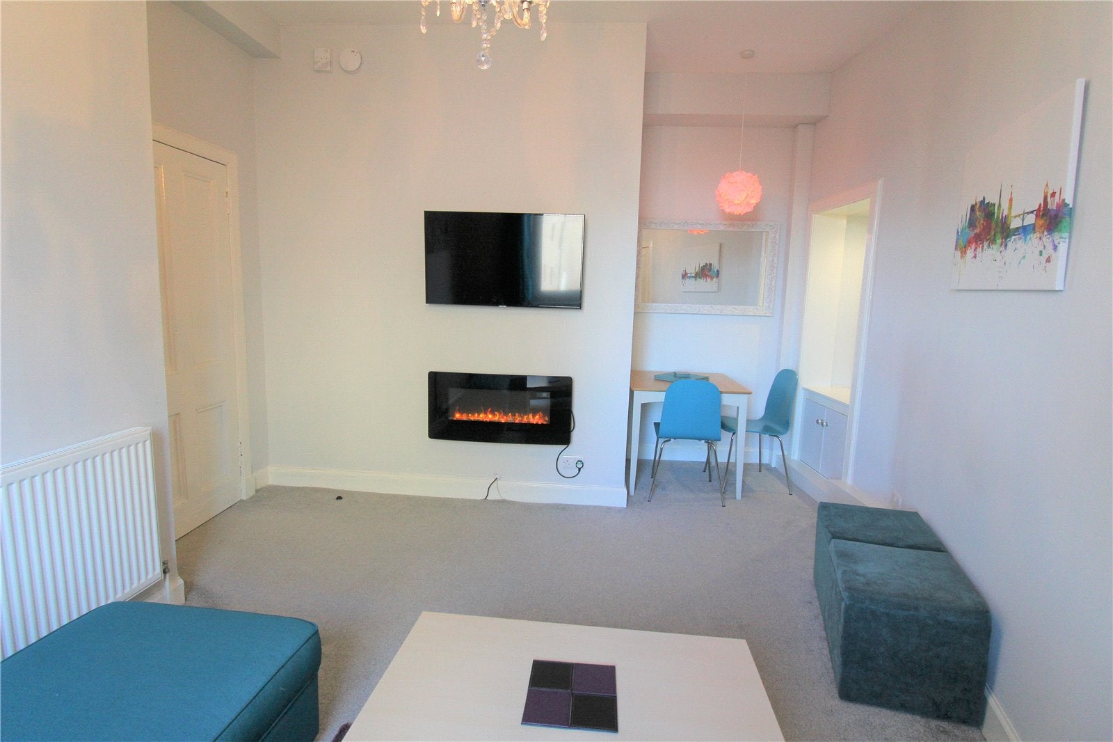 Flat Dalry Road in City of Edinburgh