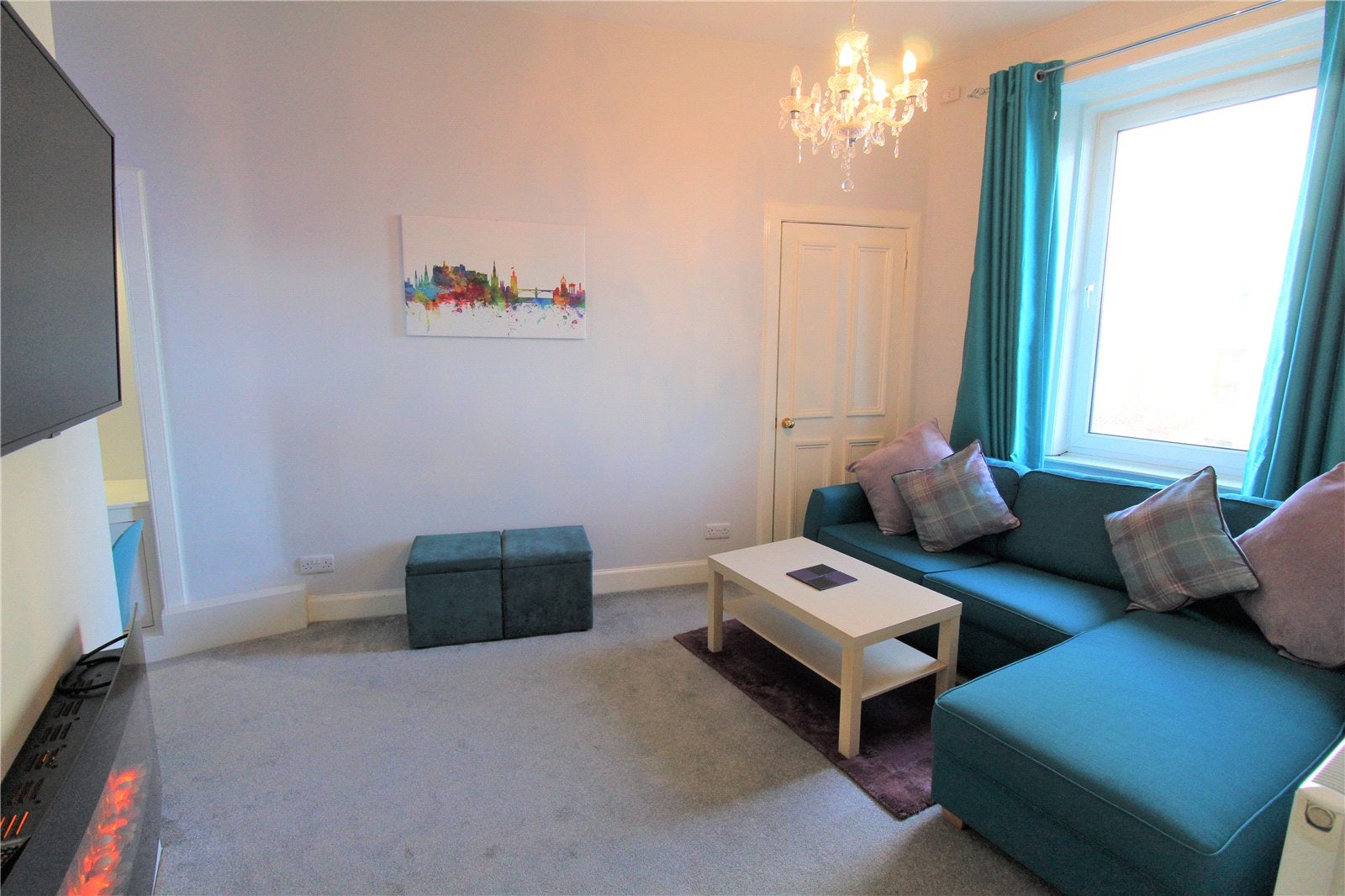 Flat Dalry Road in City of Edinburgh