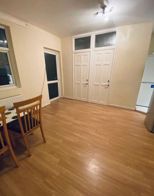 Room Rusper Road in Greater London