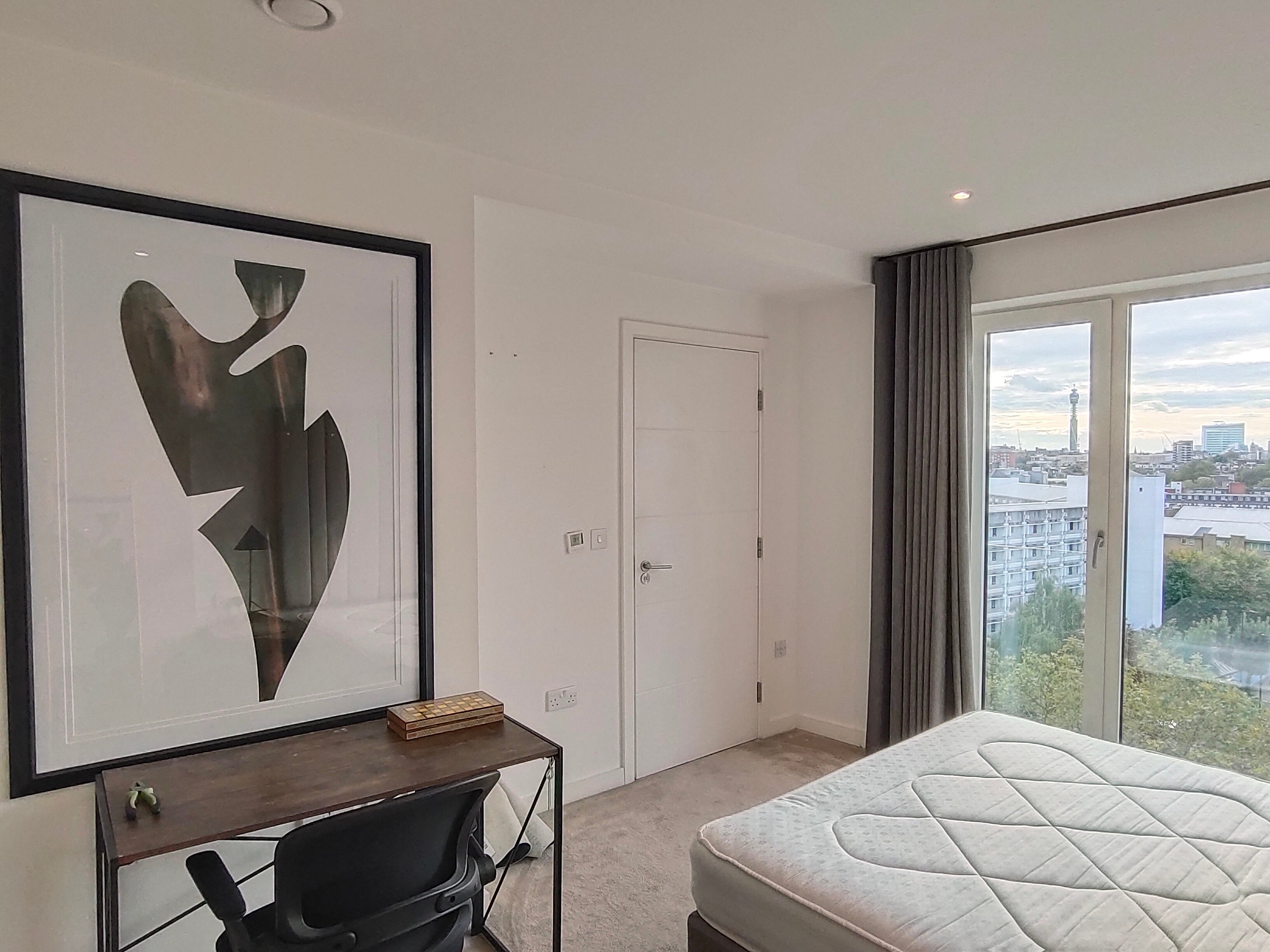 Flat Pentonville Road in Greater London