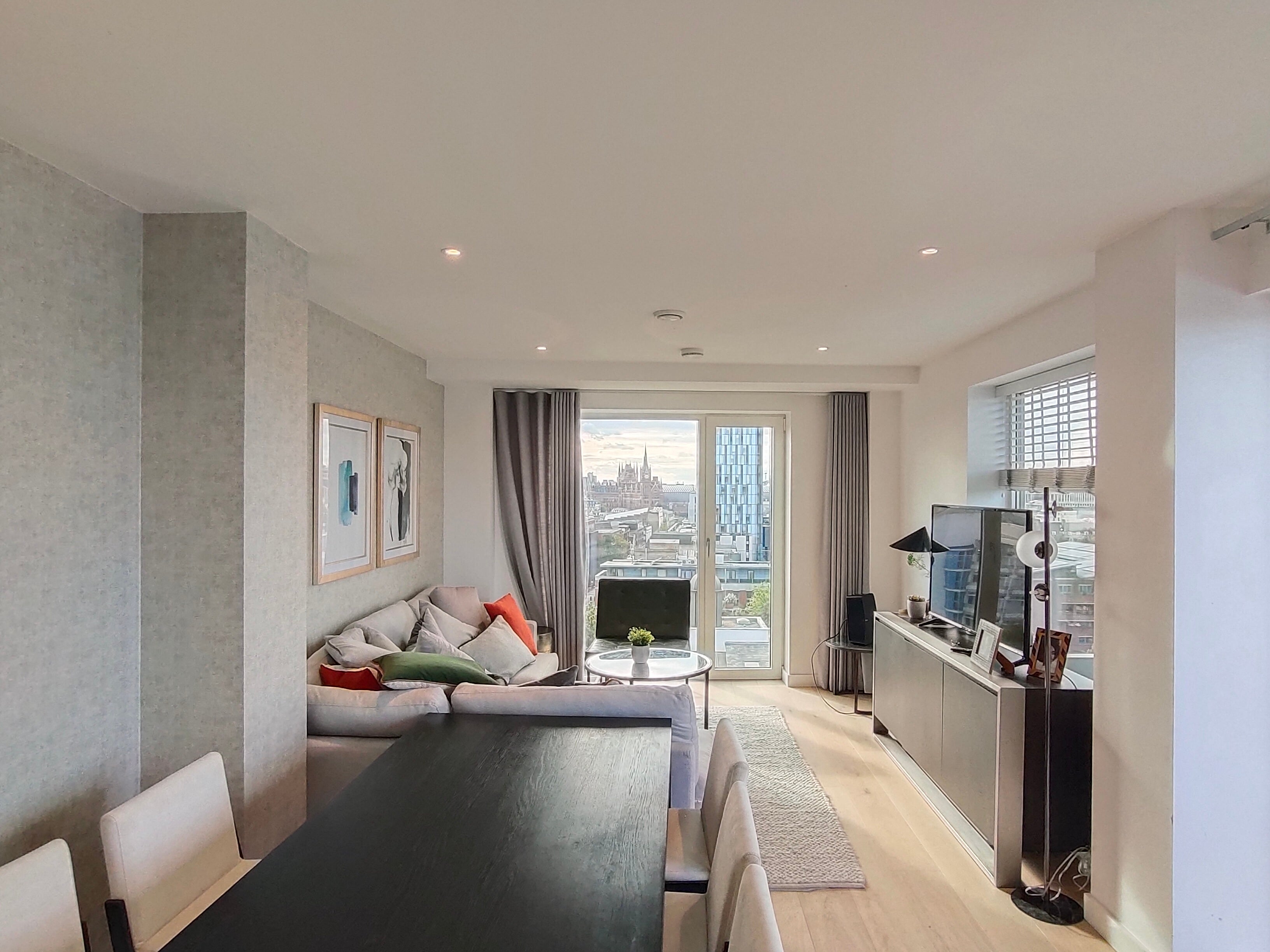 Flat Pentonville Road in Greater London