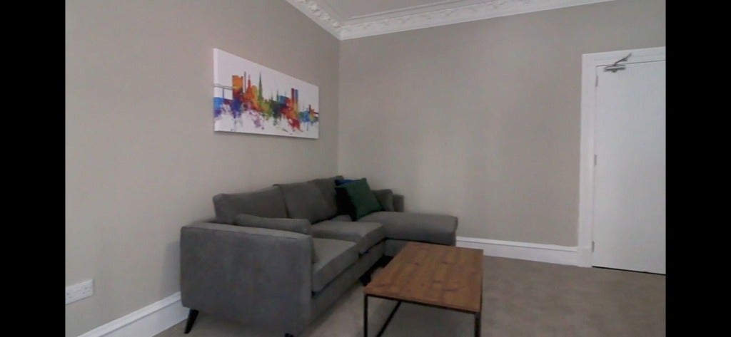 Flat Bellefield Avenue in Dundee
