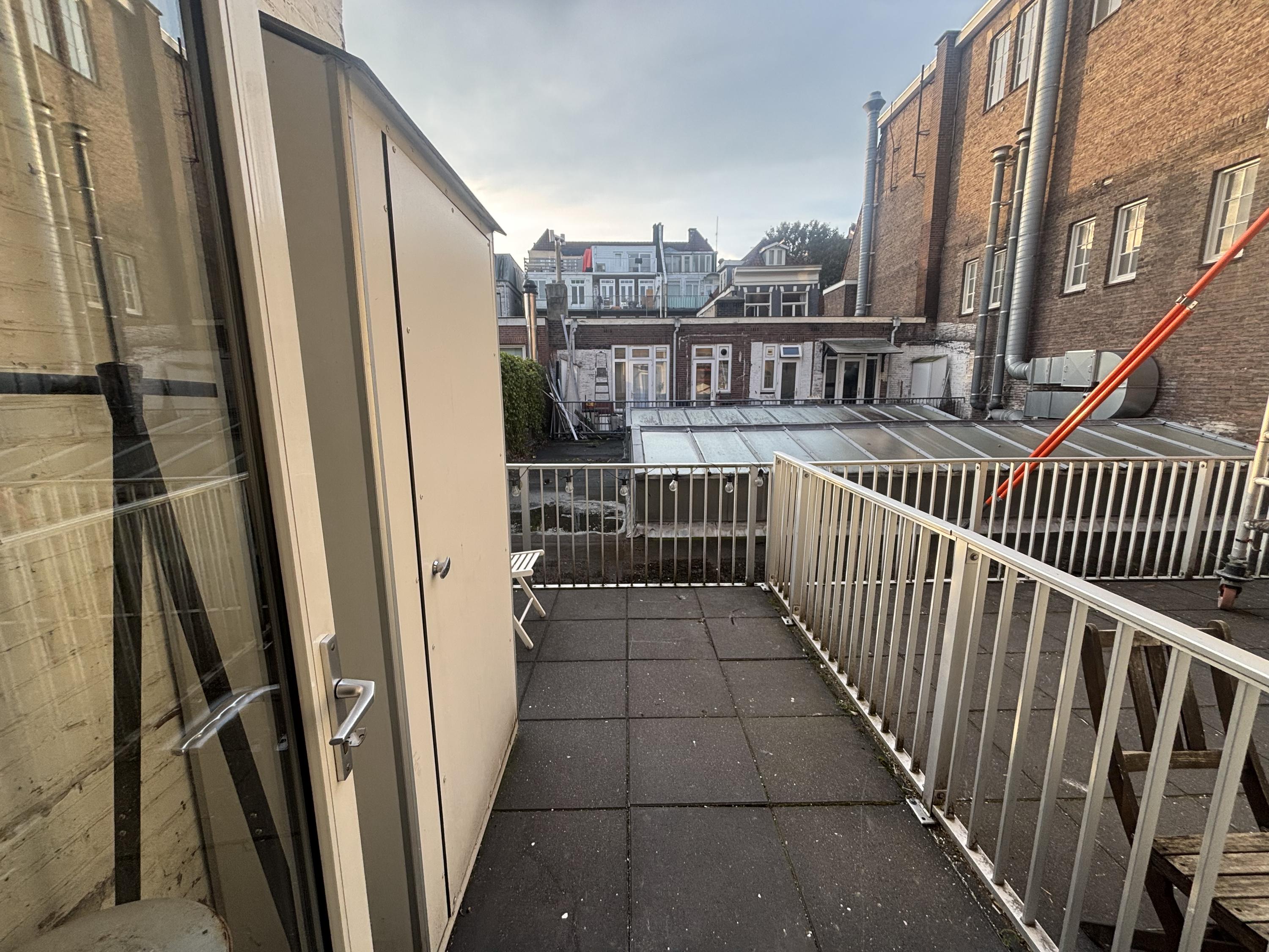 Studio te huur: Elandsstraat 169-1, Amsterdam