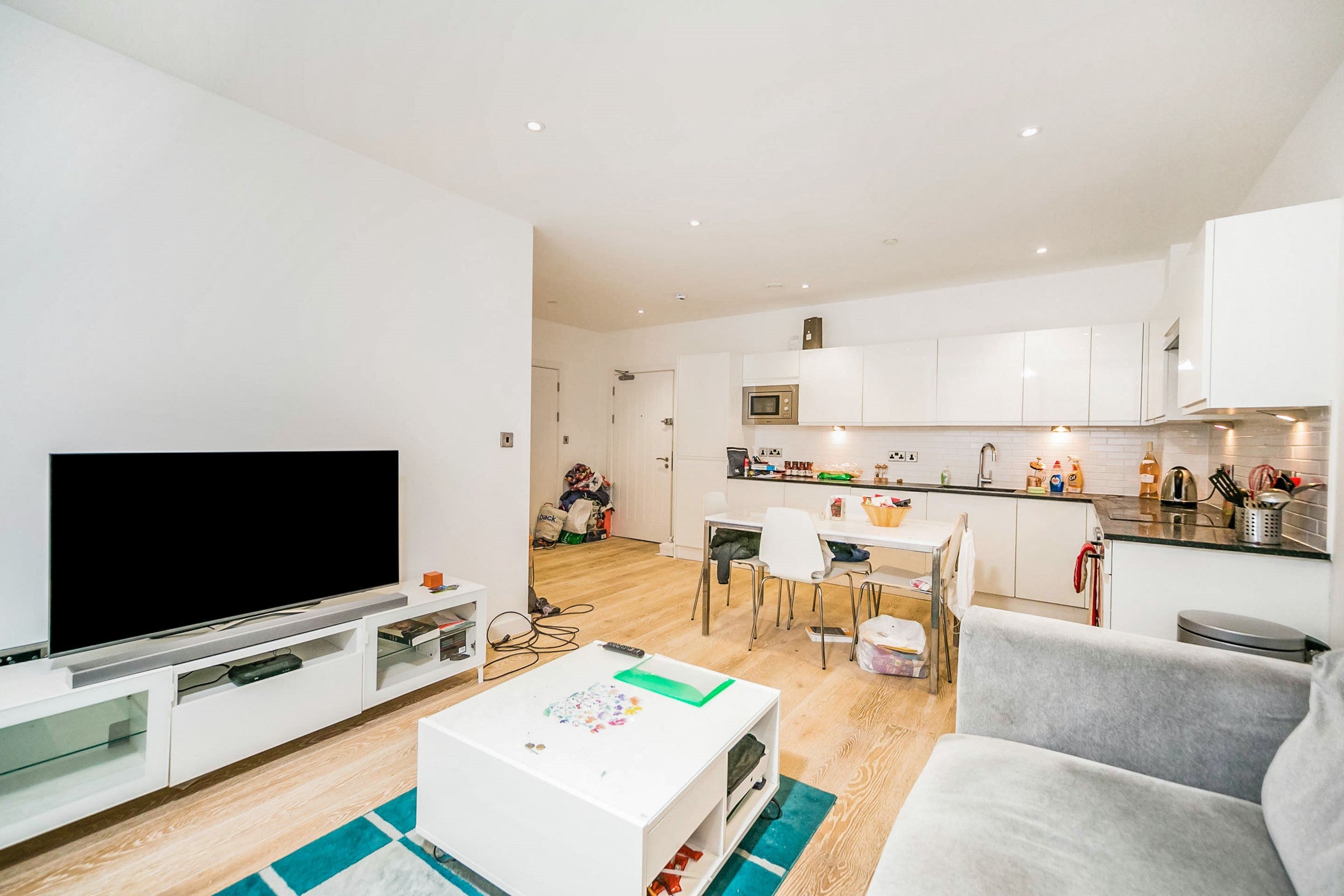 Flat Garrard Street in Reading