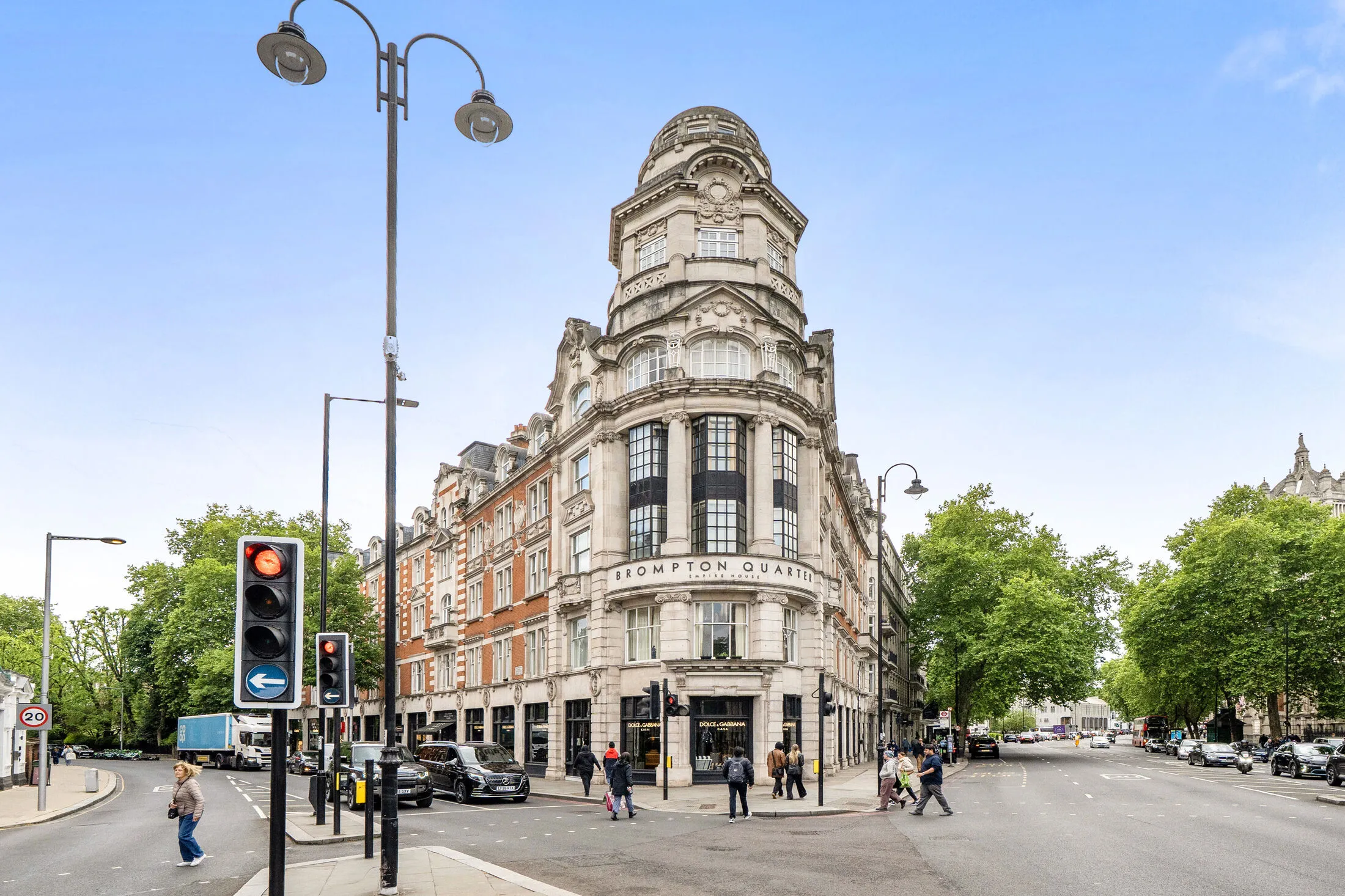 Flat Thurloe Place in Greater London