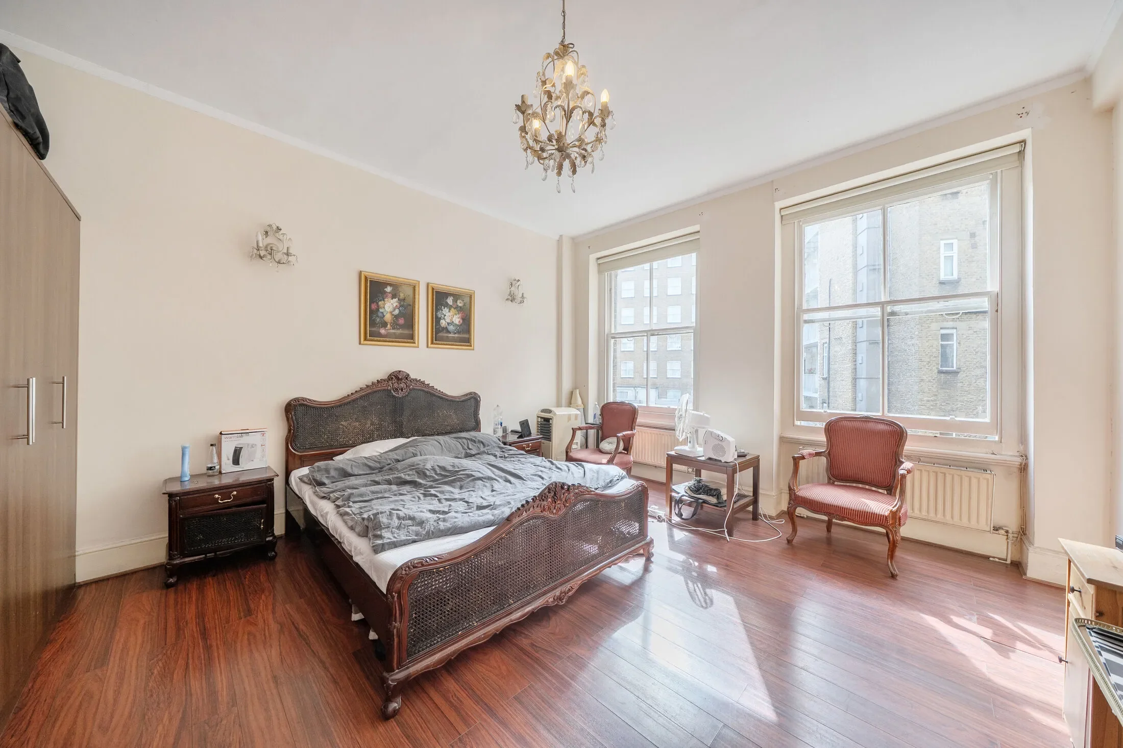 Flat Thurloe Place in Greater London