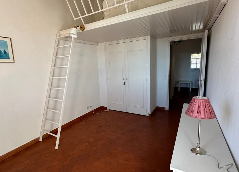 Appartement Avenue André Favory à La Cadière-d'Azur