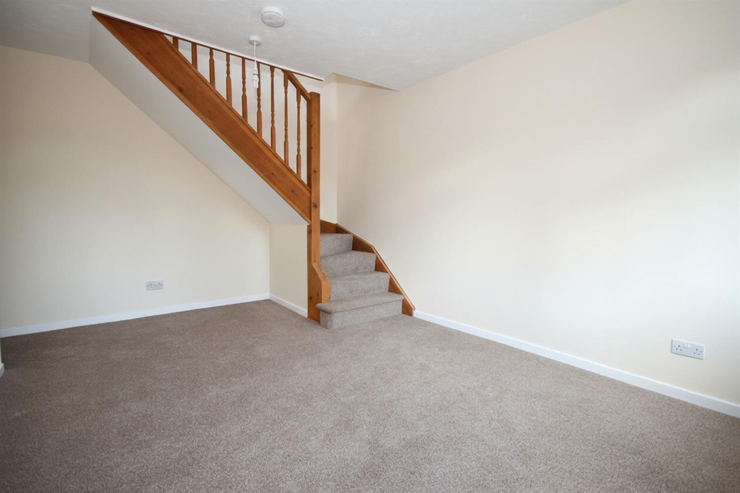 Flat Kingslea in Horsham