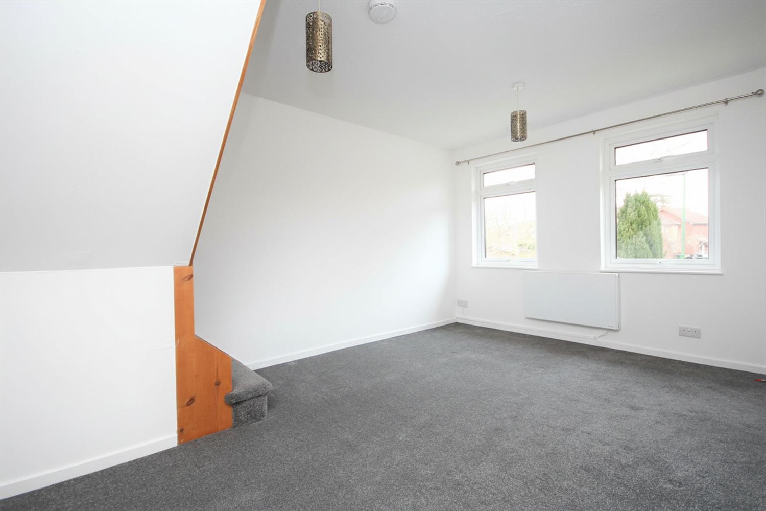 Flat Kingslea in Horsham