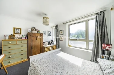 Flat Westmoreland Road in Greater London