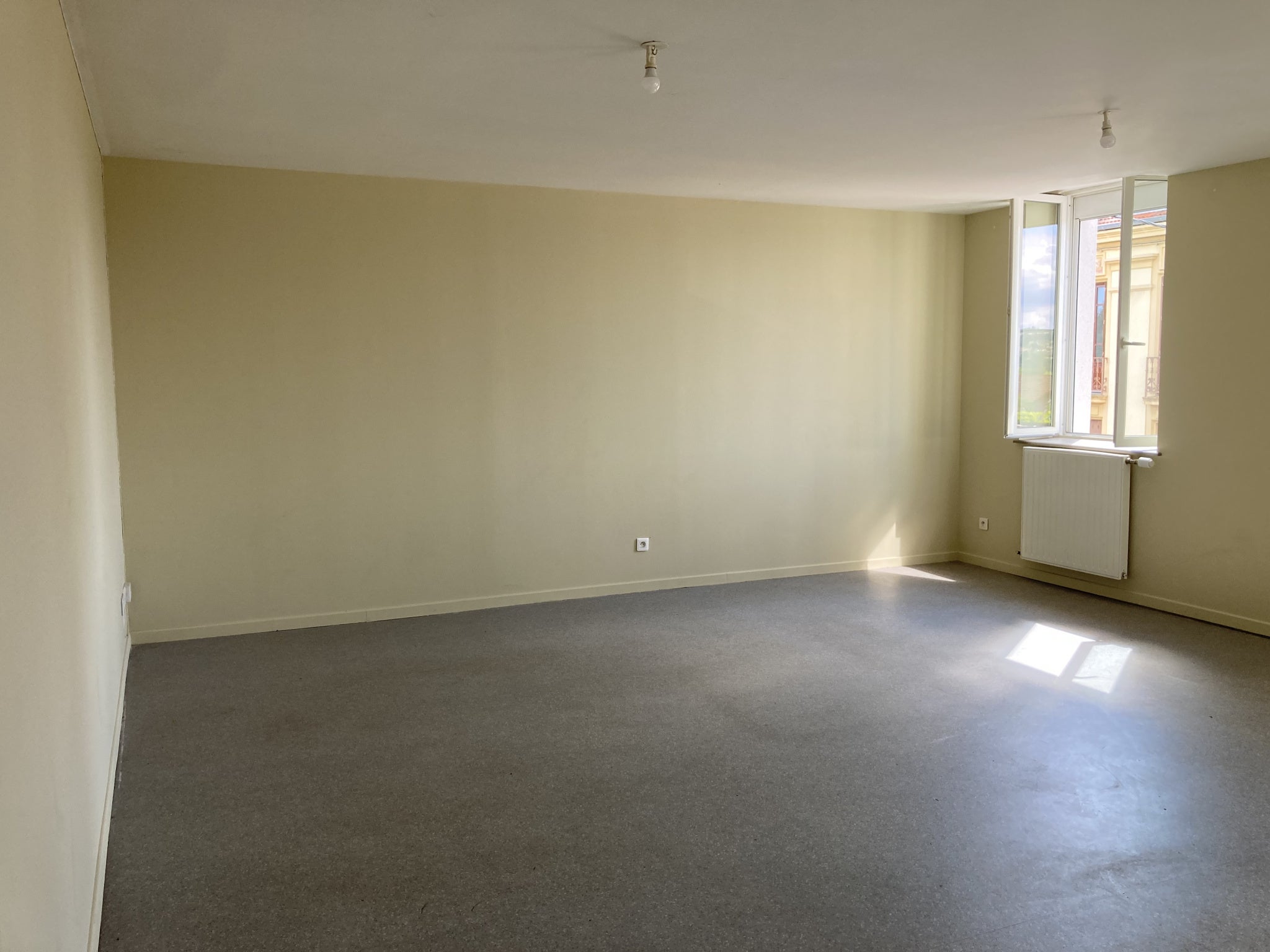 Flat Rue de Villemontais in Roanne