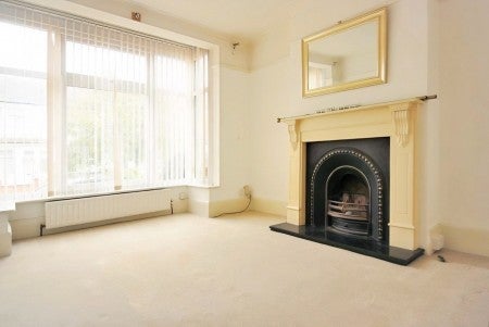 House Smithies Road in Greater London
