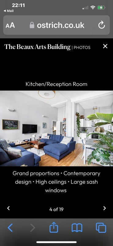 Room Manor Gardens in Greater London