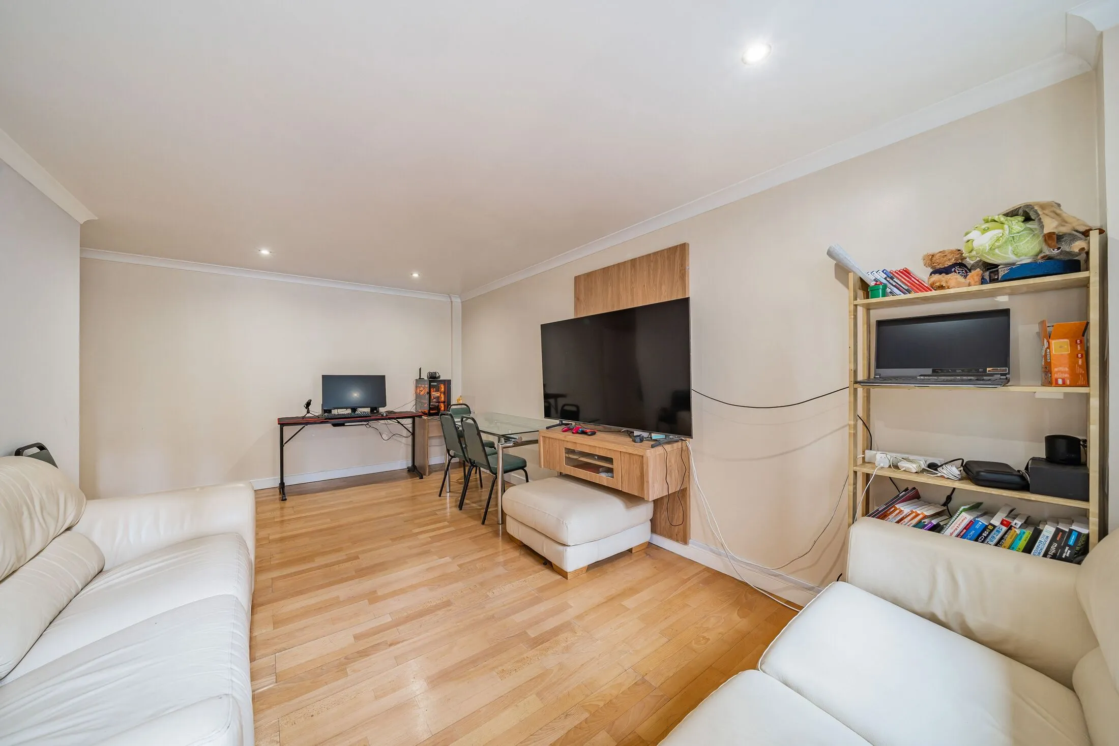 Flat William Road in Greater London