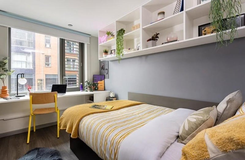 Room New Wakefield Street in Manchester