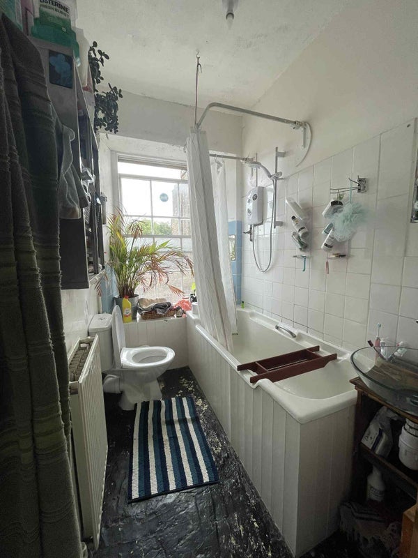 Room Buccleuch Street in City of Edinburgh
