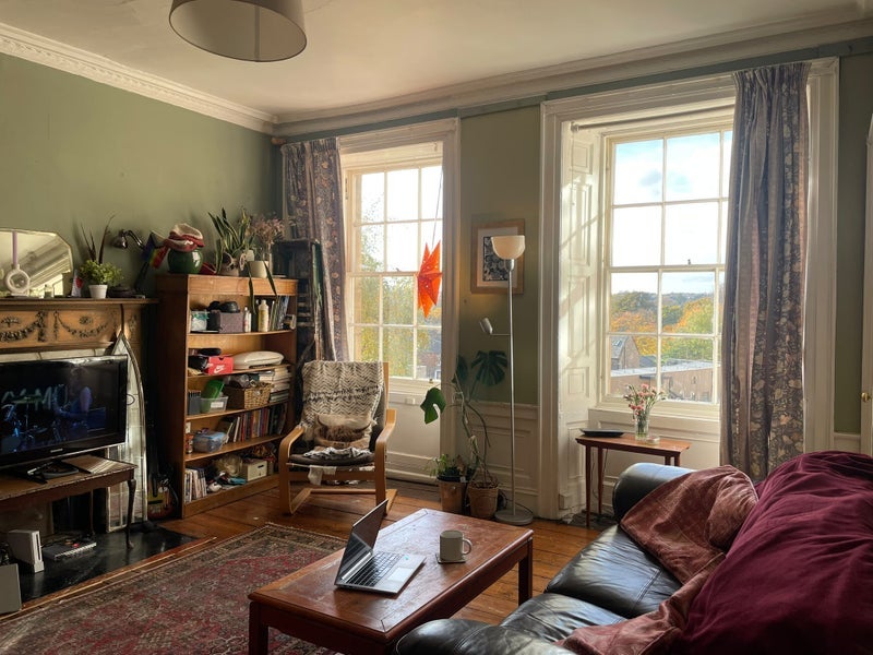 Room Buccleuch Street in City of Edinburgh