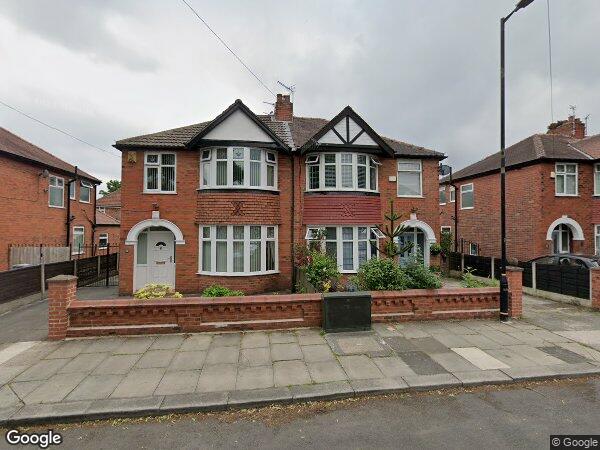Room Manor Road in Trafford