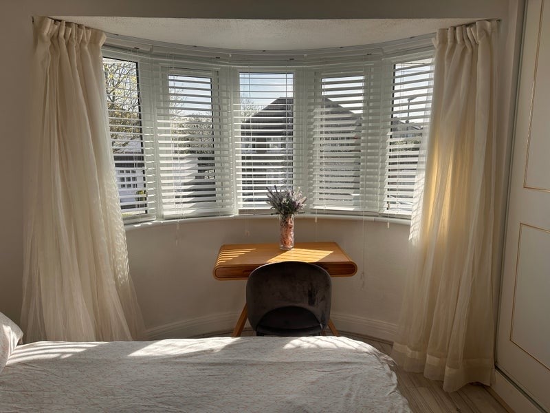 Room Welbeck Road in Greater London