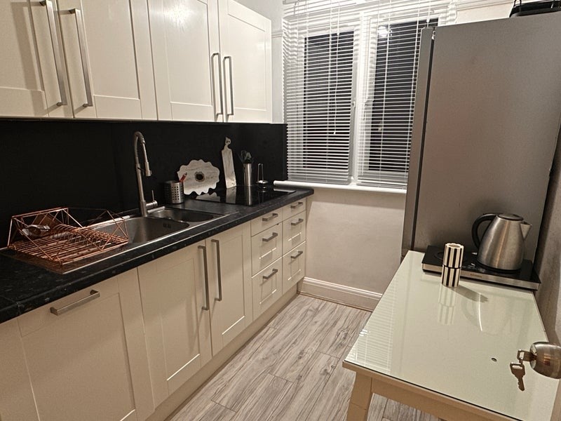 Room Welbeck Road in Greater London
