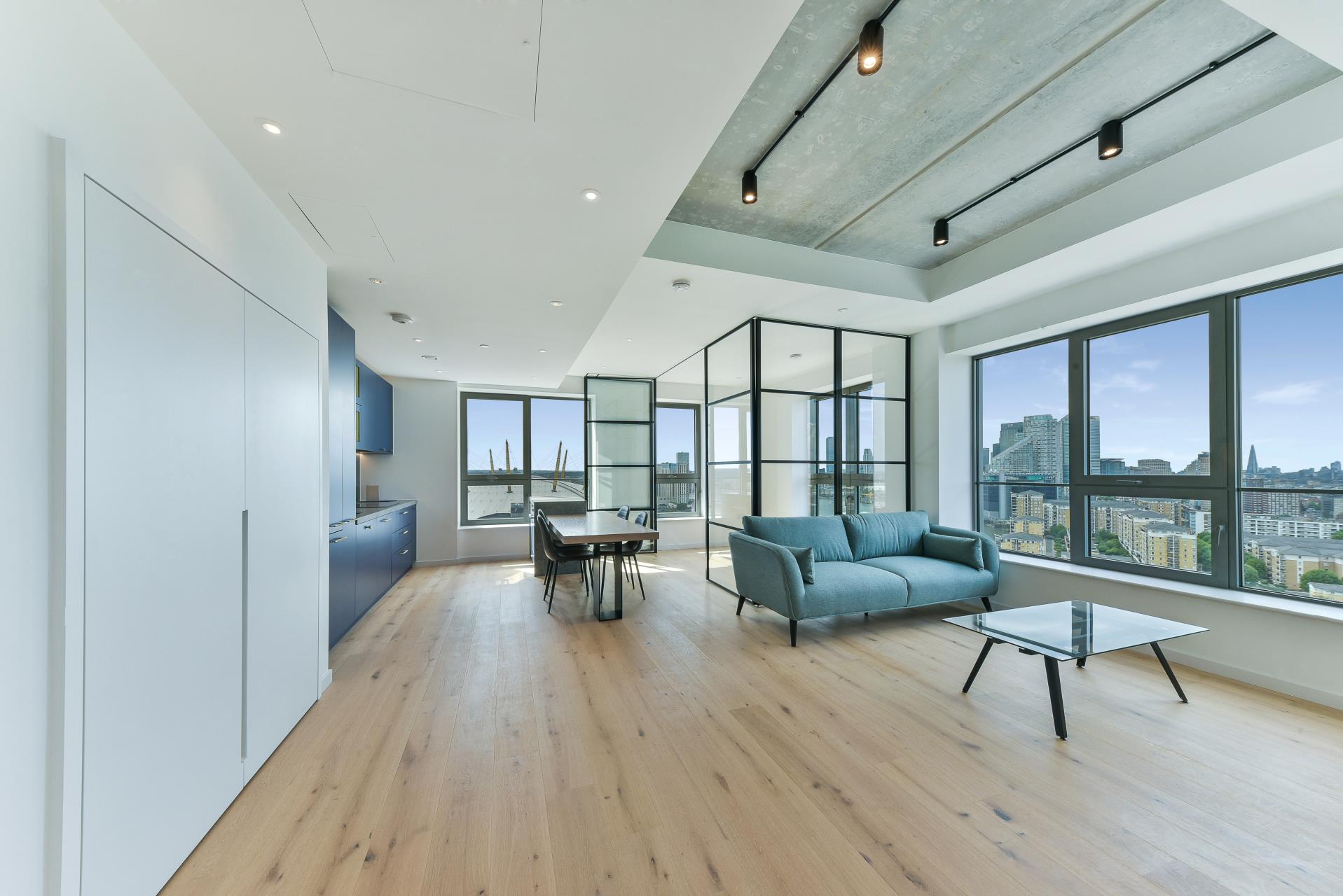 Flat Orchard Place in Greater London