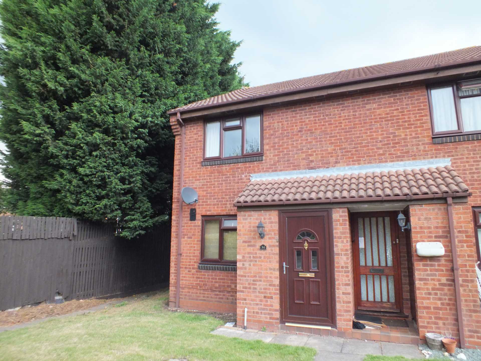 Flat Littlecote Drive in Birmingham