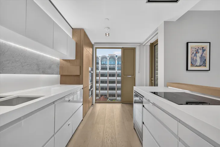 Flat Pearson Square in City of Westminster
