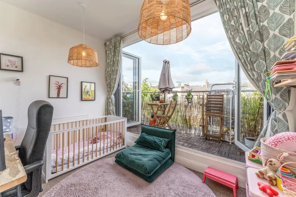 Flat West Bank in Greater London