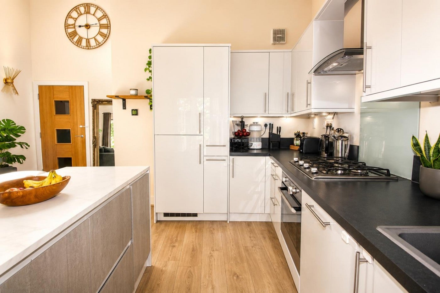 Flat Eleanor Way in Waltham Cross