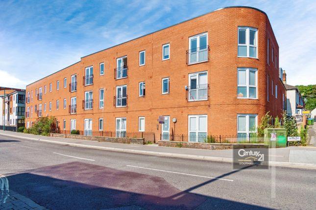Flat Earls Road in Southampton