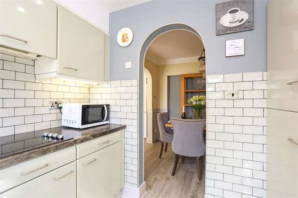 Flat Hough Green in Chester