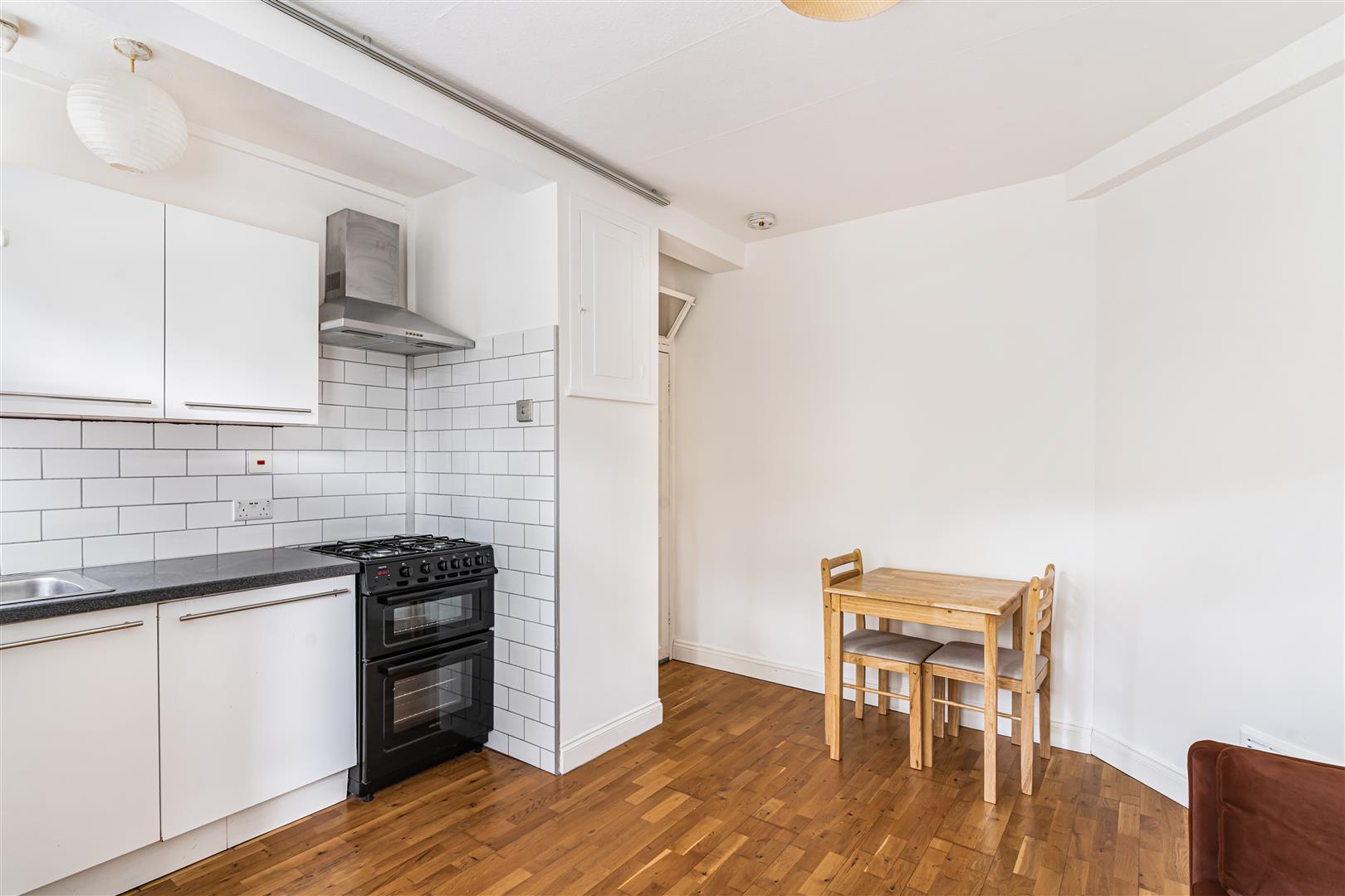 Flat Westway in Greater London