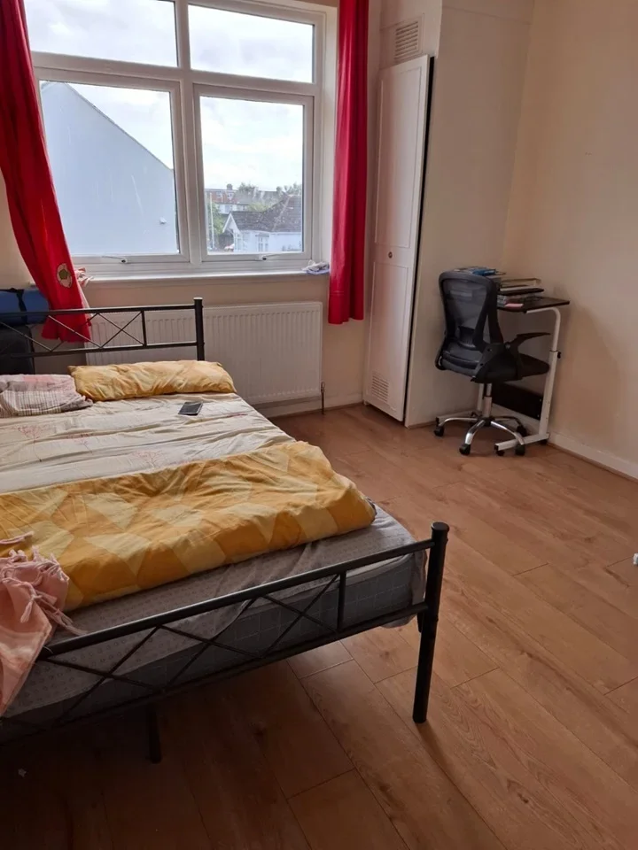 Room Hertford Road in Greater London