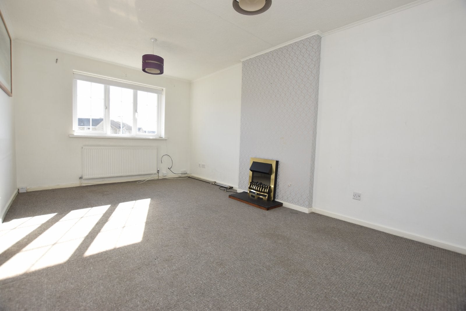 Flat Oakdene Drive in Leeds