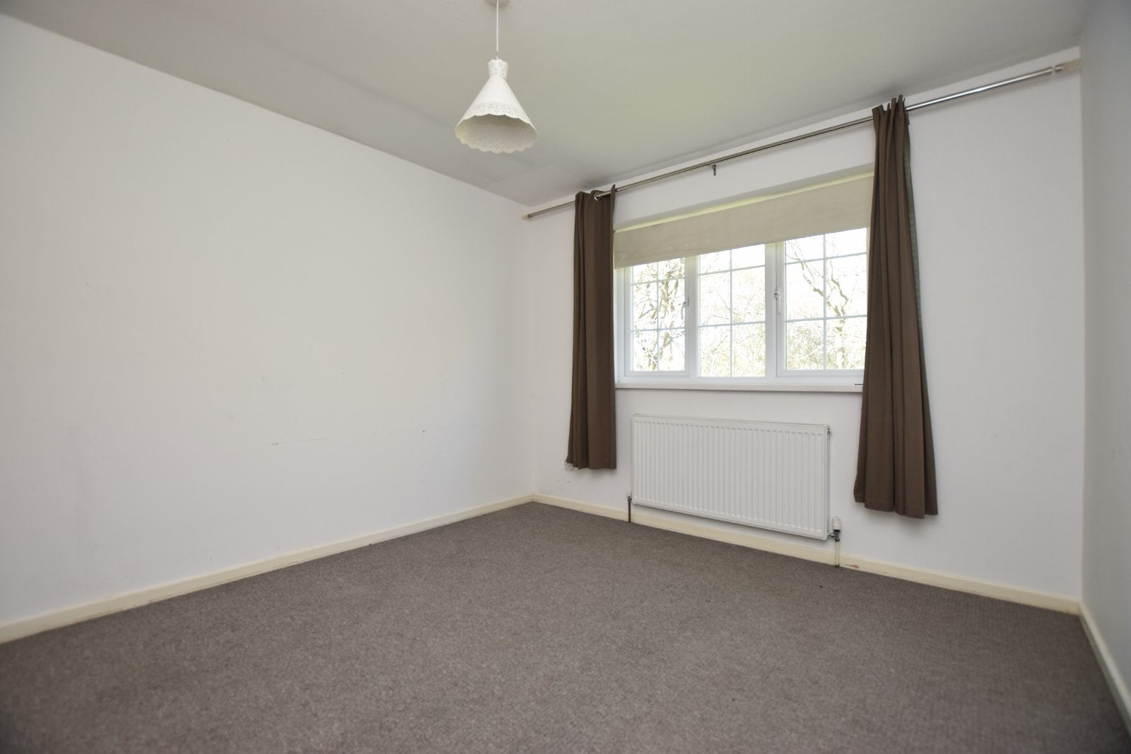 Flat Oakdene Drive in Leeds