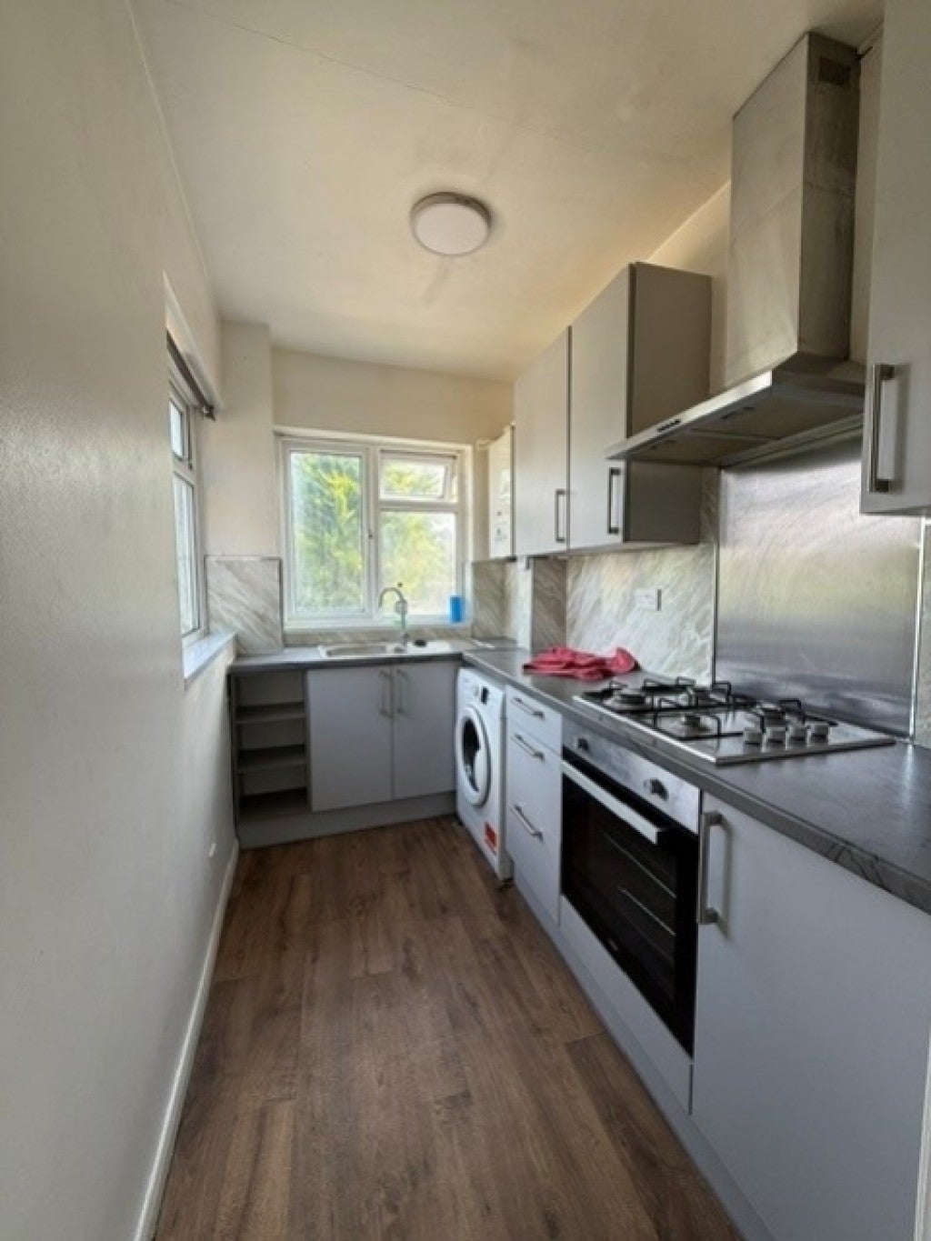 Flat Bedford Road in Greater London