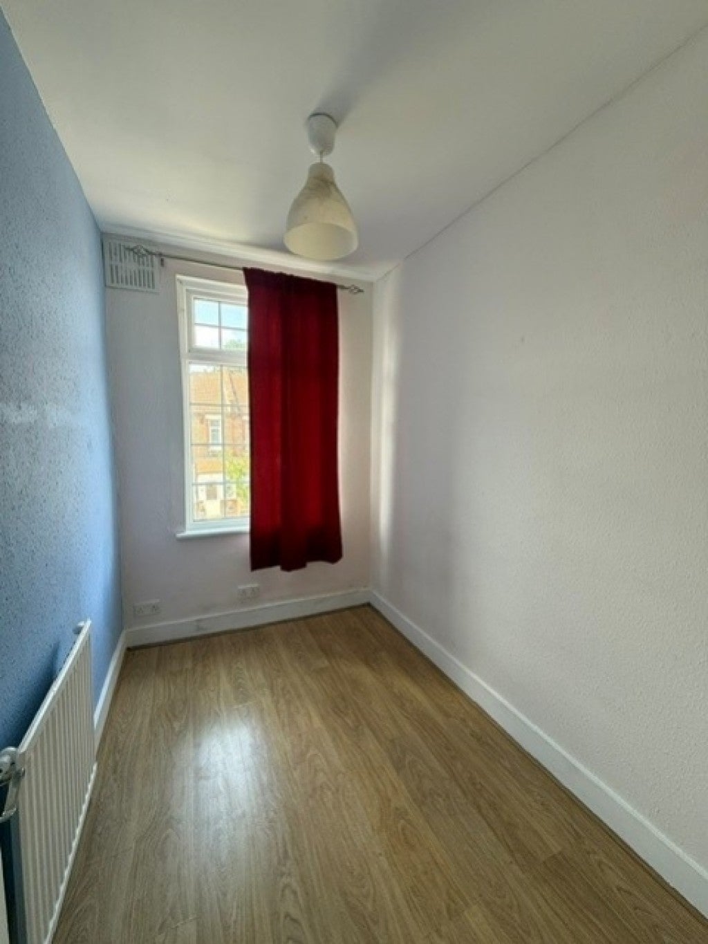 Flat Bedford Road in Greater London